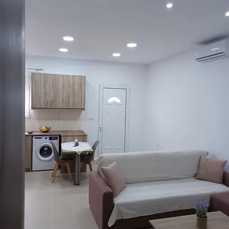 Comfort Apartment *