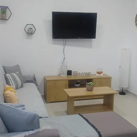 Comfort Apartment *