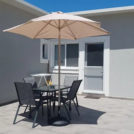 Comfort Апартаменты *